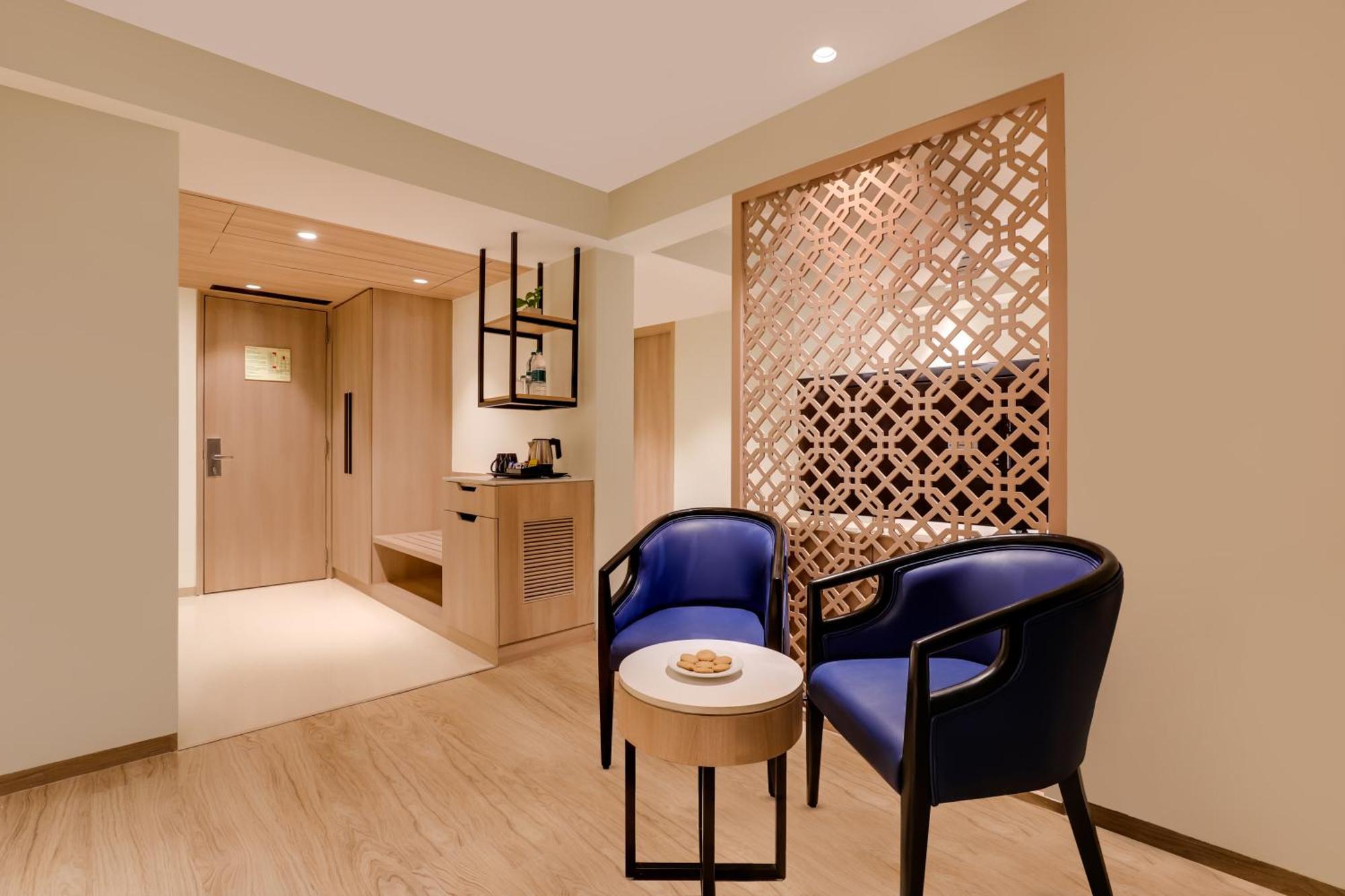 Keys Prima By Lemon Tree Hotels, Pimpri, Pune Hotel 4*